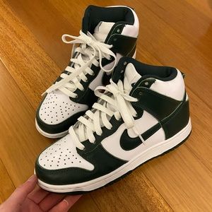 Dunk High SP Spartan Green SOLD